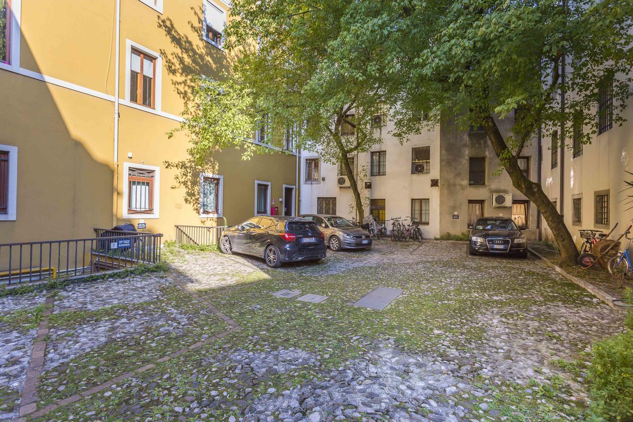 Udine Centre Stylish Apartment Exterior foto